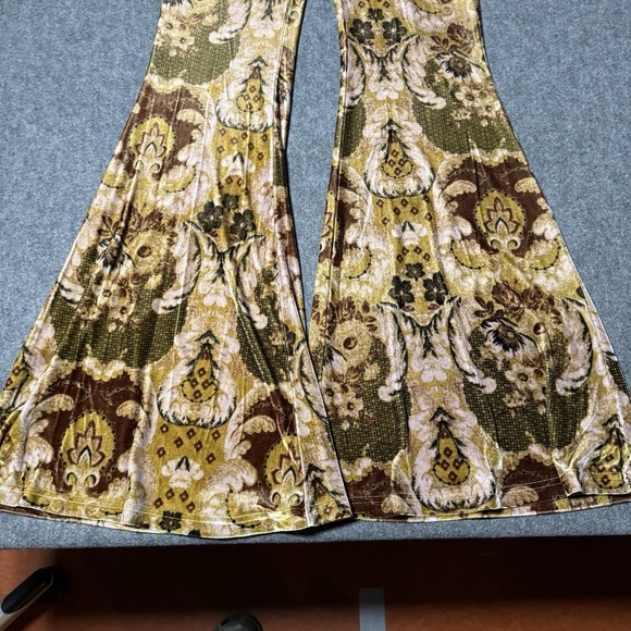 Free People Women's Velvet Flare Bell Bottom Pull On Pant Pattern Size XS Boho - Picture 2 of 10